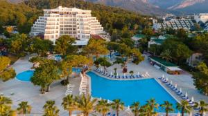 هتل Loxia Comfort Resort Kemer آنتالیا نماي بيروني