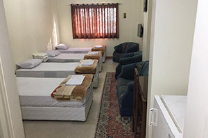 اتاق 4 تخت هتل پژوهش تهران