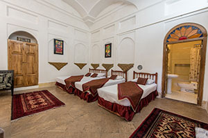 اتاق چهار تخته vip هتل سنتی مهر یزد 1
