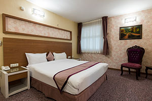 اتاق دبل نقره ای هتل آوین اصفهان