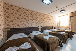 اتاق چهار تخته هتل جلفا اصفهان
