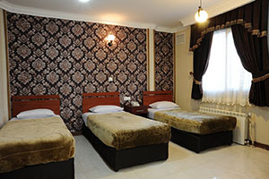 اتاق سه تخته هتل مینا تهران