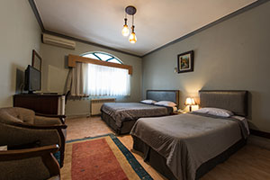 اتاق چهار تخته هتل توریست اصفهان