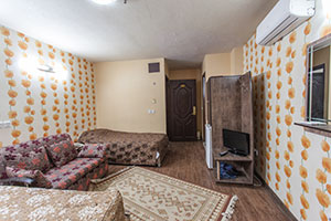 اتاق سه تخته هتل جمشید اصفهان 1