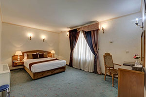 اتاق سه تخته هتل جهانگردی کرمان