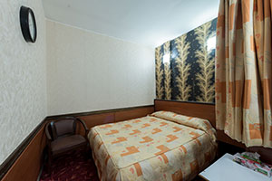 اتاق دو تخته دبل هتل شیراز تهران