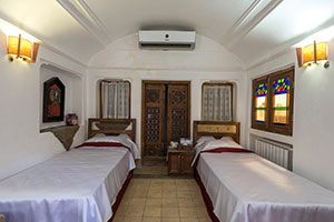 اتاق دو تخته توئین هتل سنتی فهادان یزد 2