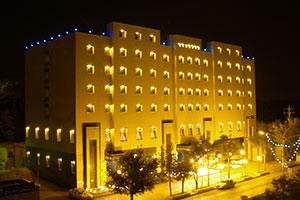 نمای هتل پرسپولیس شیراز