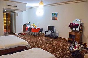 سوئیت یک خوابه دونفره هتل فردوس چابهار