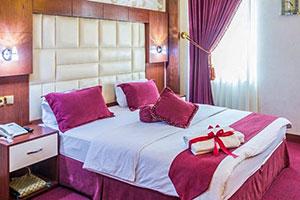 اتاق دو تخت برای یک نفر هتل آبان مشهد