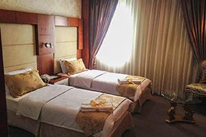 اتاق دو تخت رویال برای یک نفر هتل آبان مشهد