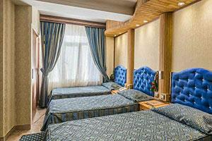 اتاق سه تخت هتل مرمر قزوین