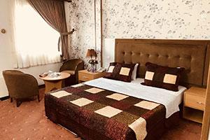 اتاق دو تخت برای یک نفر هتل ایران تهران