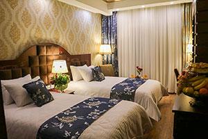 اتاق دو تخت توئین هتل بغدادی تاکستان