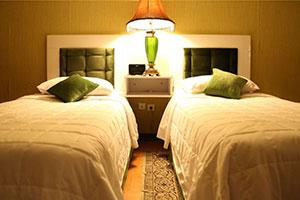 اتاق یک تخت هتل برج سفید تهران