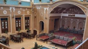 هتل سنتی حمیدرضا زرگر یزد فضاي داخلي