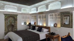 هتل سنتی ارغوان قزوین فضاي داخلي