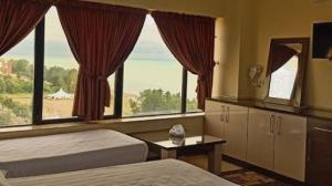 هتل لیدو رامسر سوئیت پنج تخت رو به دریا
