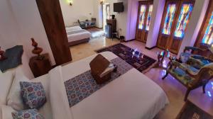 هتل سنتی عمارت مالمیر یزد پنج دری