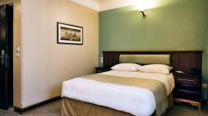 هتل اسکان فرصت تهران سه تخت