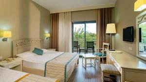 هتل sherwood greenwood resort آنتالیا سه تخت