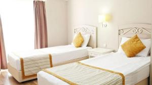 هتل sherwood greenwood resort آنتالیا دو تخت تویین