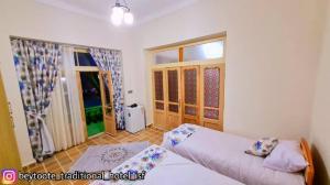 هتل سنتی اقامتگاه  بیتوته اصفهان شقایق