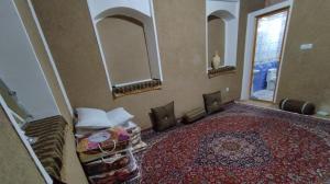 اقامتگاه بوم گردی عمارت سنتی شاباز ورزنه اصفهان اتاق شماره 4