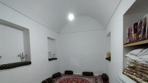 اقامتگاه بوم گردی عمارت سنتی شاباز ورزنه اصفهان اتاق شماره 5