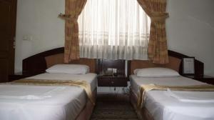 هتل متمجع جهانگردی مشهد سوئیت دو خوابه پنج نفره