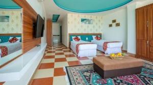 هتل رخسار قشم سوئیت یک خوابه برای چهار نفر (رو به دریا)