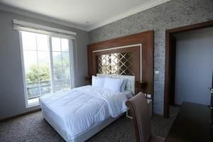 سوئیت یک خوابه چهار تخت جونیور رو به محوطه هتل رسپینا لاهیجان