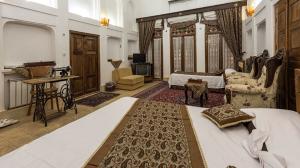 هتل سنتی فهادان یزد سه تخت ویژه