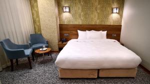هتل فاطیما قم اتاق دو تخت