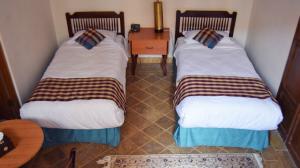 هتل سنتی لاله یزد دو تخت توئین پایین