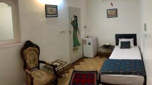 هتل سنتی نگین کاشان یک تخت زمرد