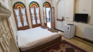 هتل سنتی گل آرا اصفهان دو تخت گلرخ