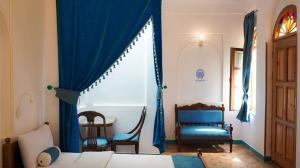 هتل سنتی قصر منشی اصفهان دو تخت برای یک نفر