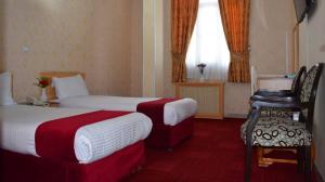 هتل آزادی تهران دو تخت برای یک نفر