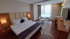 هتل سارینا مشهد سوئیت یک خواب چهار تخت