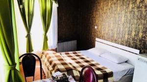 هتل راه کربلا کرمانشاه دوتخت برای یک نفر