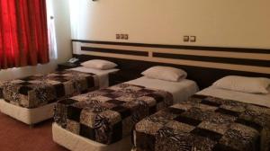 هتل آپارتمان ایرانیکا(مهر اصل) اهواز سوئیت چهار تخت