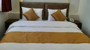 هتل آپارتمان ونک تهران سوئیت دو تخت دبل 