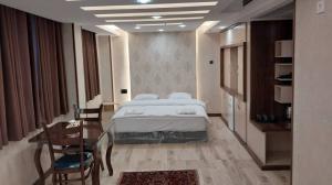 هتل مانی اصفهان دو تخت 