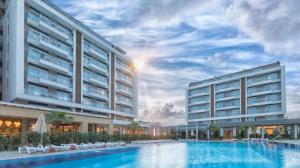 هتل Grand Park Lara آنتالیا نماي بيروني