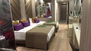 هتل Delphin BE Grand Resort آنتالیا سه تخت 