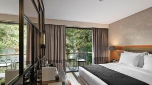 هتل گزی بسفروس استانبول Deluxe Queen Room with Garden View