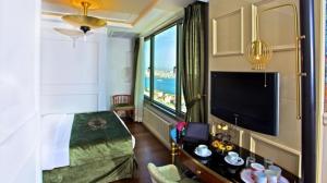 هتل تکسیم استار استانبول - Taksim Star Hotel Honeymoon Suite Packages