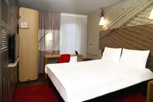 هتل ایبیس استادیوم-ibis stadium hotel تفلیس دو تخت دبل