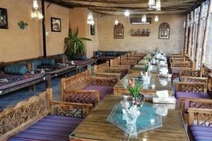 رستوران اقامتگاه بوم گردی خانه باغ ایرانی شیراز